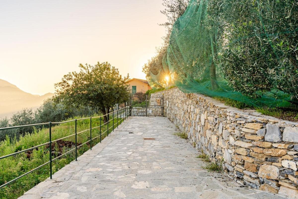 Sea-View Retreat - Pool, Tavern, Fireplace Βίλα Ραπάλο Εξωτερικό φωτογραφία